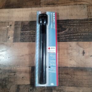 Maglite Heavy Duty Incandescent 4 D Cell Flashlight - Black